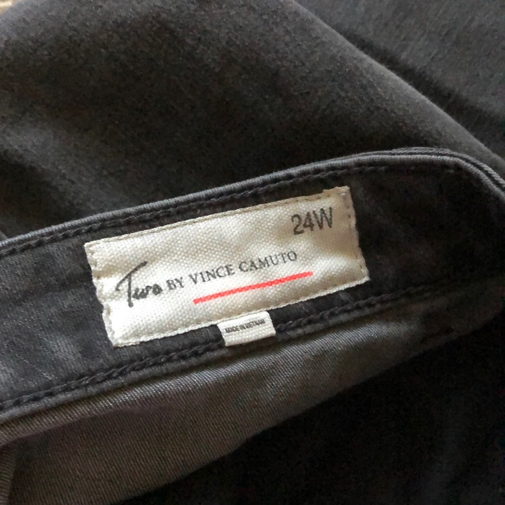 Jeans - Picture 2 of 3